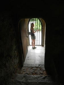 Anne lost in Buda Castle.